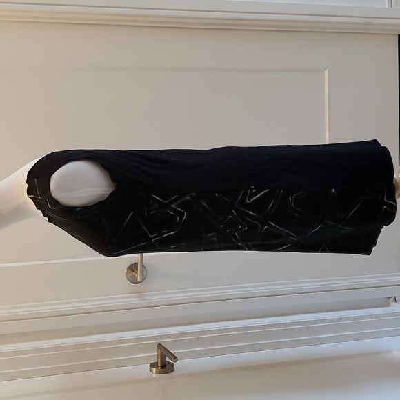 Rock N Karma Black Dress - Little Black Dress with Geometric Touch - Picture 5 of 9